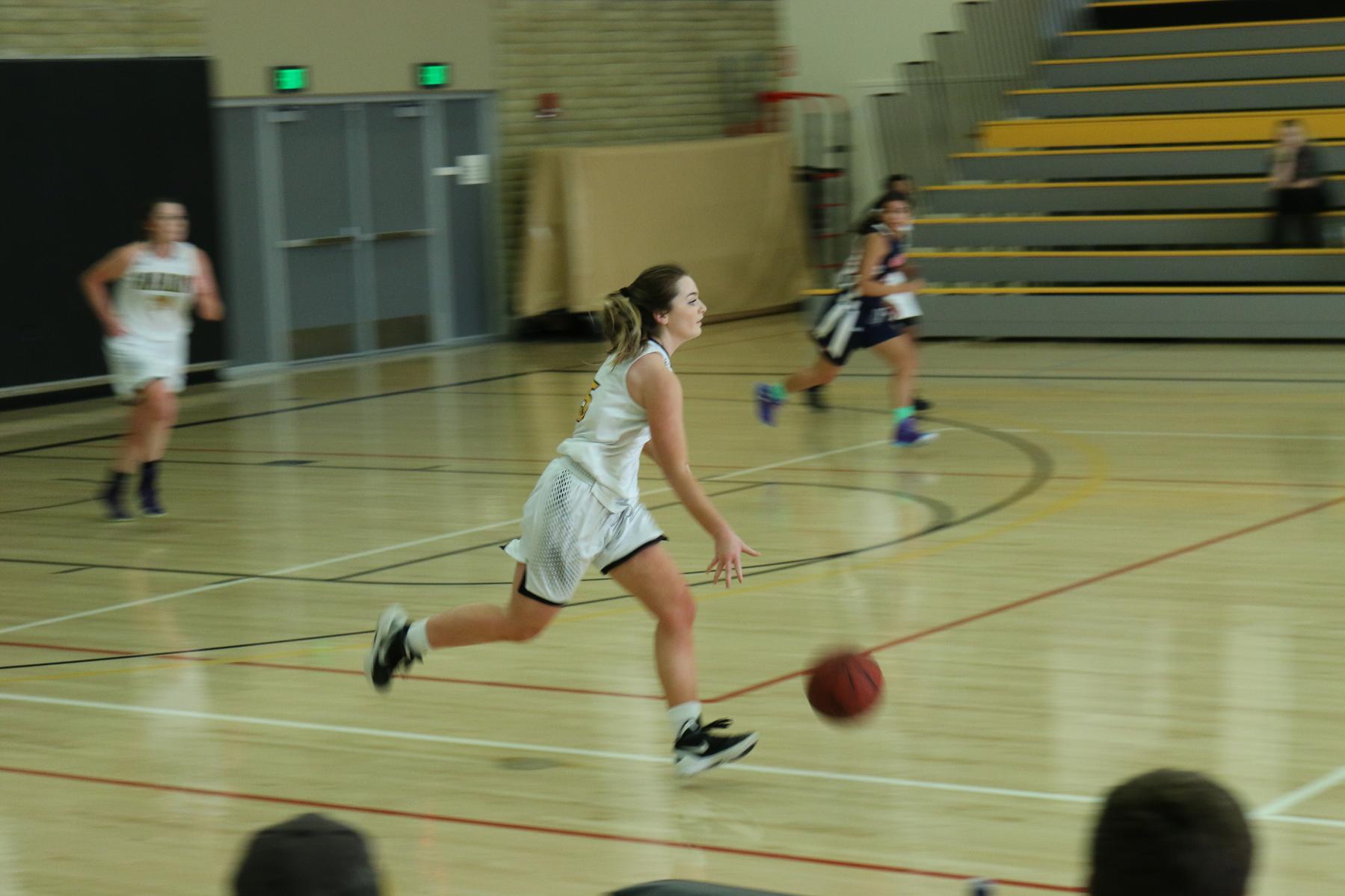 COM Women&rsquo;s Basketball Shows Resolve But  They Fall to Solano 69-56