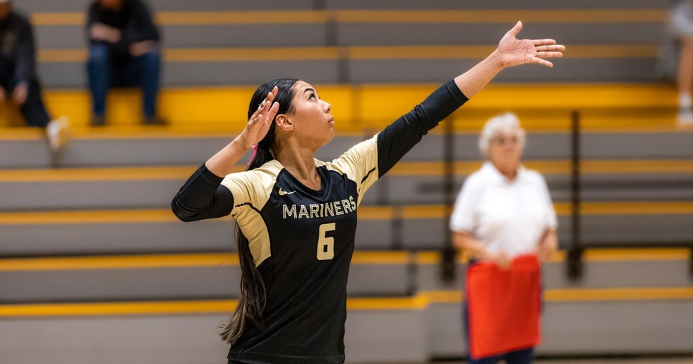 Mariners Sweep Mustangs in Straight Sets